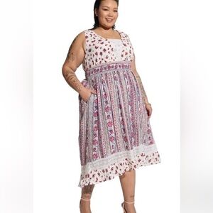 EUC Torrid Maxi Gauze Lace Inset Dress sz 4x hi-lo dress with pockets!